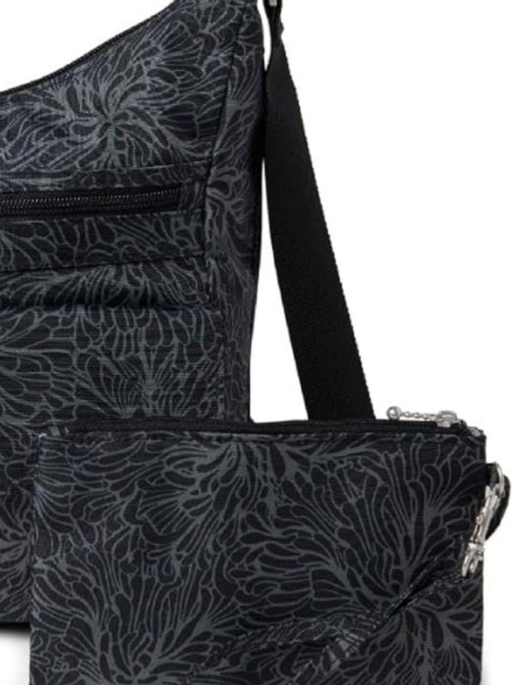 Baggallini wristlet